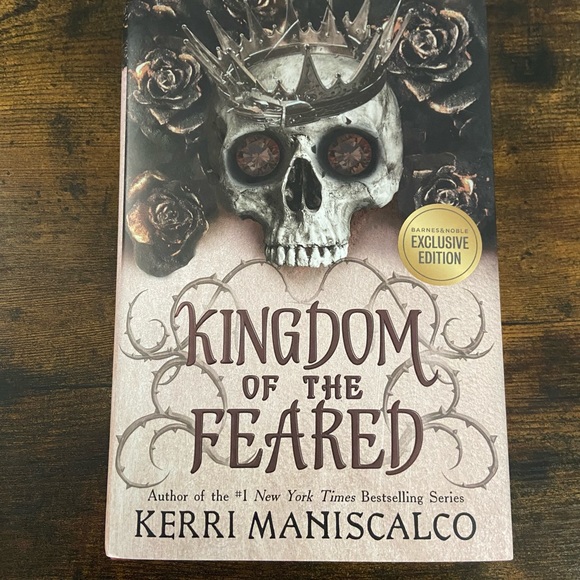 Kingdom of the feared Barnes & noble edition - Picture 1 of 7
